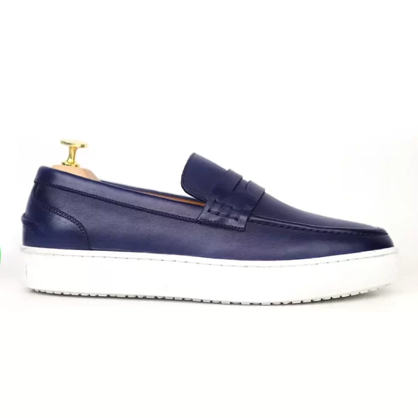 R'358 BASKETS EN CUIR BLEU